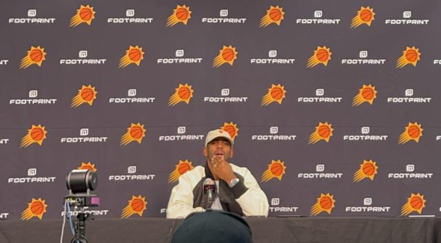 篮球直播-【现场】轮休大战保罗创新高 赛后展现幽默一面