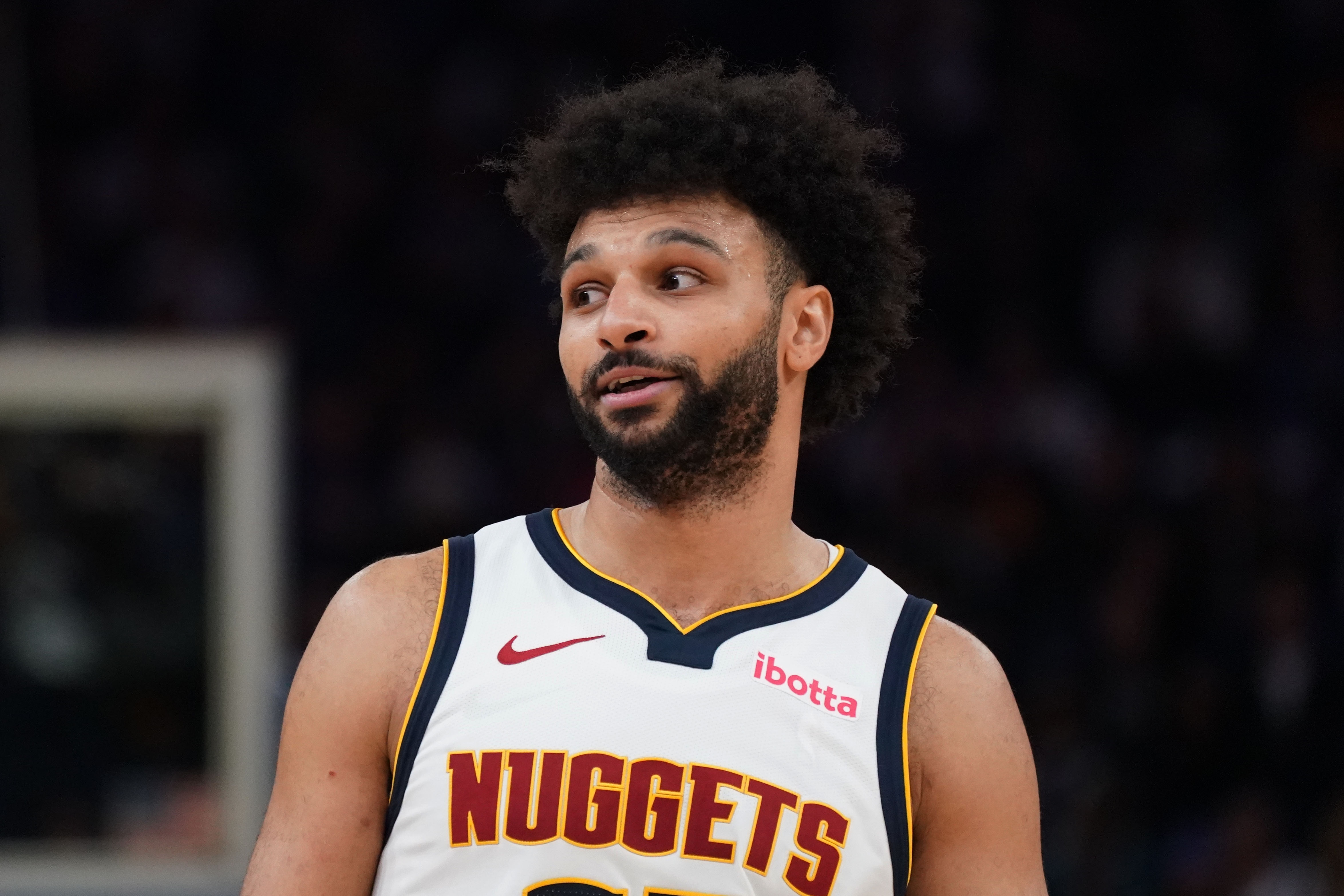 足球直播在线观看免费观看-雷神模式！穆雷过去三战场均36.3分5板6助1.3断 三分命中率53%