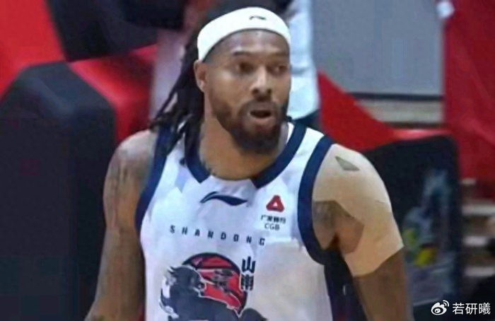 看球直播-山东男篮憋大招！神秘猛男空降，广州队小心了！|山东队|季后赛|约翰逊|NBA发展联盟|乔-约翰逊_新浪体育_新浪新闻